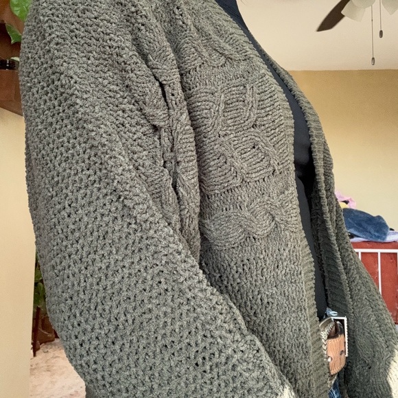 Derek Heart Earthy Green Cardigan Sweater with Relaxed Fit and Shawl Collar - Picture 7 of 8